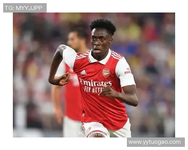 阿森纳签下新后卫,加强球队防线实力 阿森纳签下新后卫,加强球队防线实力