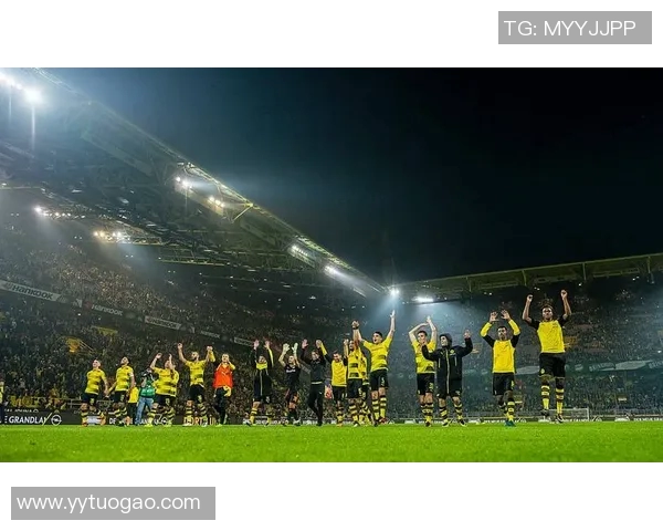 多特蒙德客场大胜明斯特,实力碾压展示强势球队实力 多特蒙德客场大胜明斯特,实力碾压展示强势球队实力