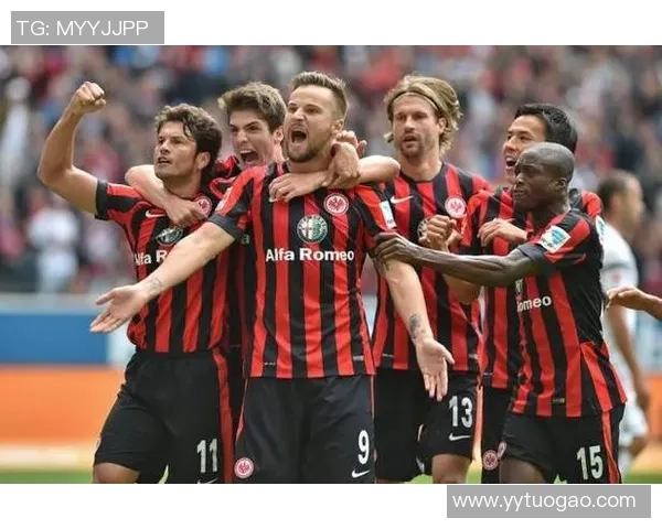 法兰克福大胜弗赛堡，稳固德甲前四，欧战席位在望