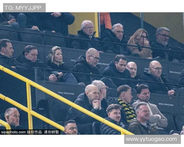 沙尔克04主场惨败，降级形势严峻！