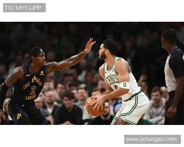 拉塞尔带领篮网再胜凯尔特人：再现传奇之战