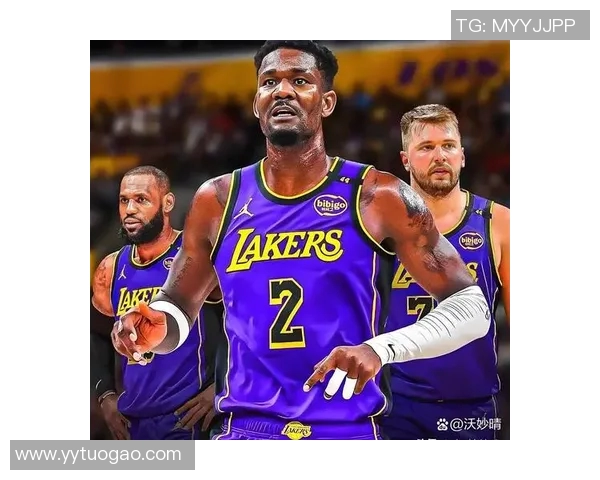 湖人主帅公布阵容调整，将詹姆斯排到新位置引发热议